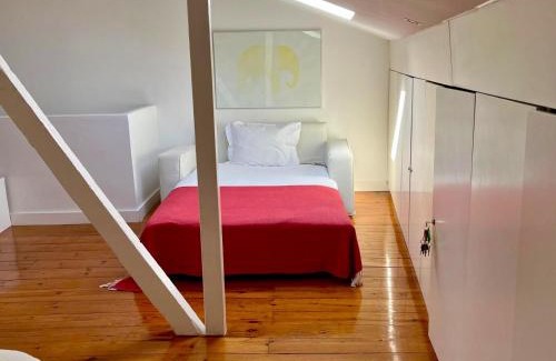 Encarnacao Apartment | Design Duplex Apartment BA/Chiado