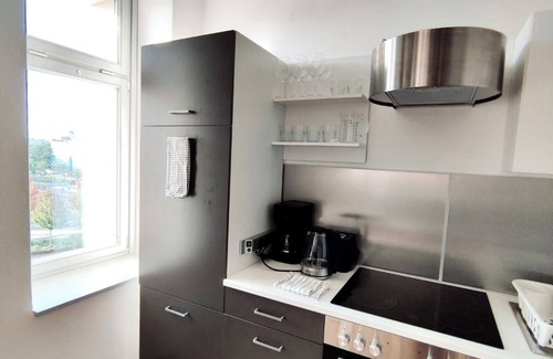 Friedrichstadt Apartment | Design Studio I Center I RED