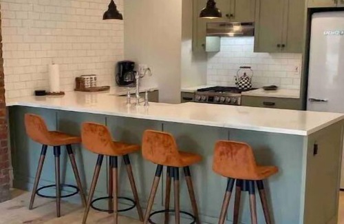 South Slope Condo | Designer 2 Bed Condo Near Prospect Park