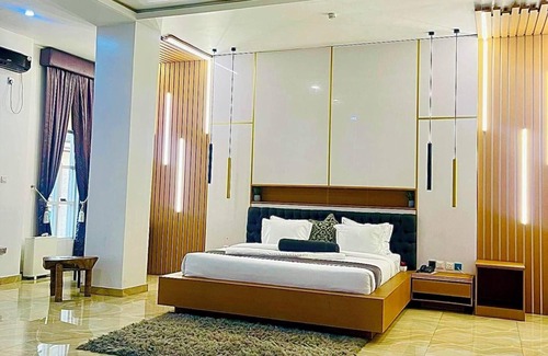 Port Harcourt Hotel | Desikok Royal Hotel LTD