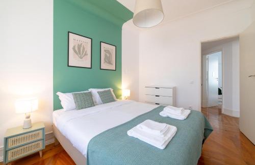 Pena Apartment | Desterro 4 - Historical four-bedroom apartment
