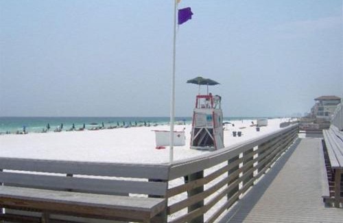 Bunkers Cove Apartment | Destin Towers 1E