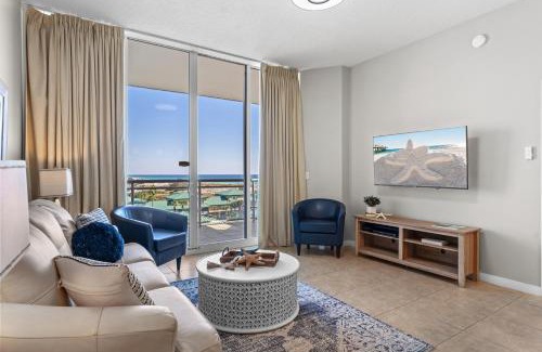 Fort Walton Beach House | Destin West Villa PH04 - Penthouse with Hot Tub on Private Rooftop Terrace - Beach Views!