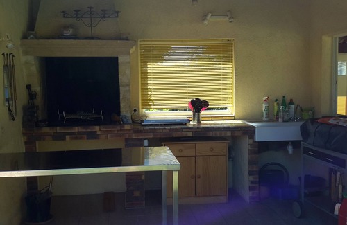 Saint-Medard-de-Guizieres House | Detached villa with park and private pool. Collect your boiled eggs