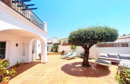 Frigiliana Villa | Detached Villa for Holiday Rental