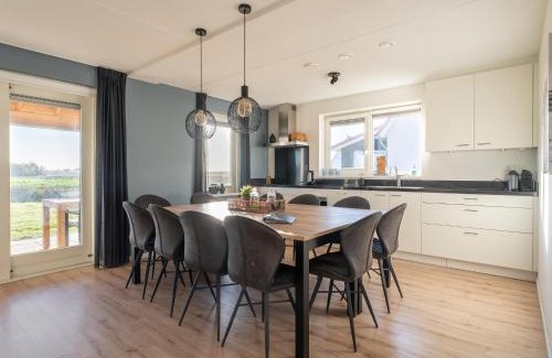 Scherpenisse House | Detached villa with view, garden and privacy