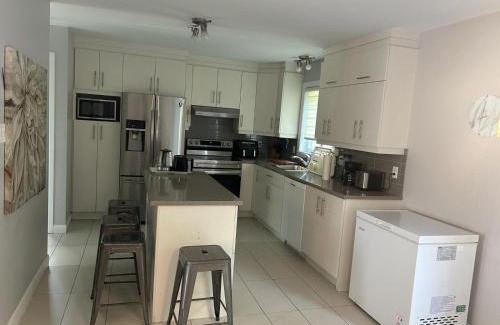 Des Chatels Villa | Detente