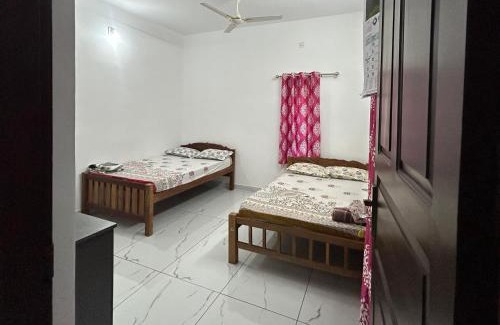 Ponmundi Cabin | Devas Homestay
