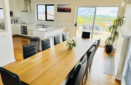 Devonport House | Devonport Serenity - space for the whole family