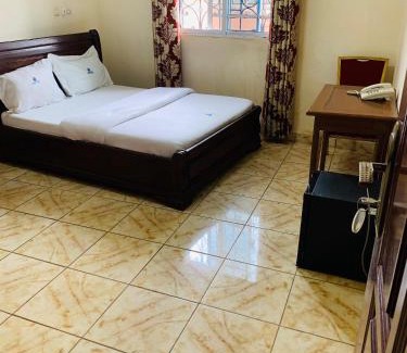 Yaounde Hotel | DF HÔTEL Plazza