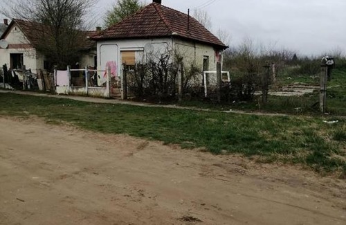 Hajduhadhaz House | DFuuuHE