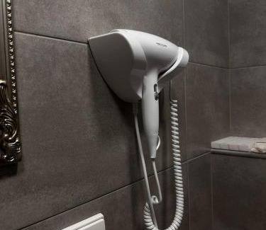 Telsiai Apartment | DHARMA Stay APARTAMENTAI su terasa ir vaizdu į miestą Self check-in