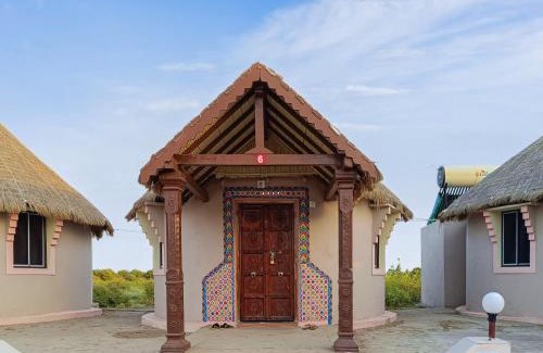 Dholavira Hotel | Dholavira Village resort