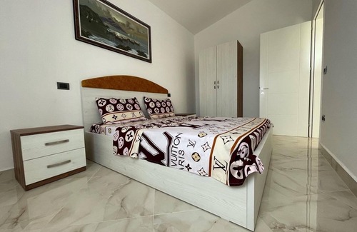 Kryevidh Hotel | Dhoma plazhi ne Pins PARAJSA