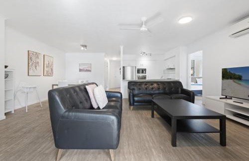 Mermaid Beach Apartment | Diamond Beach 129