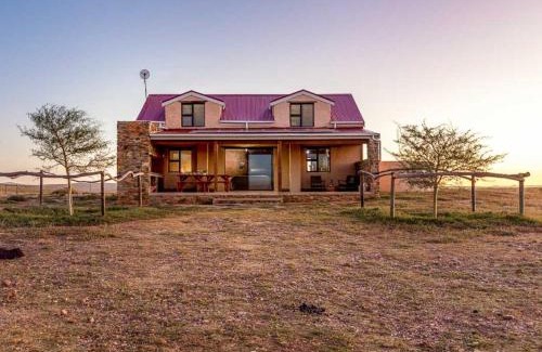 Overberg District Municipality House | Die Rooidakhuis