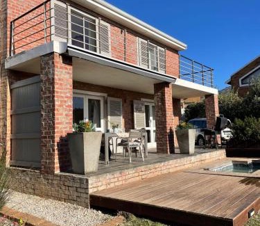 Pringle Bay Apartment | Die Steenhuisie