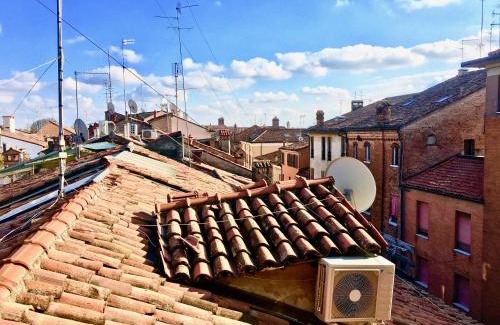 Ferrara Apartment | Dietro le volte