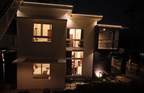 Devikolam Villa | Diga Vista Lake View 4BHK Swimming Pool Cottage Munnar
