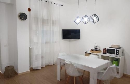 Adelfia House | Dimora MiRà