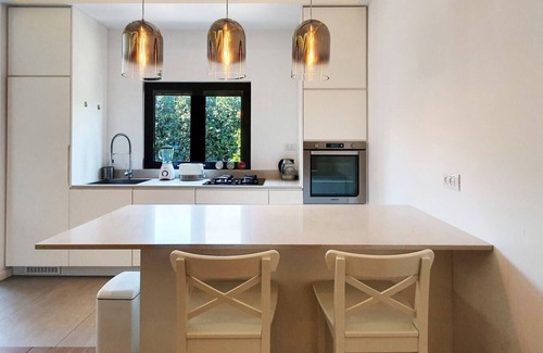 Old North Apartment | Dizengoff Brique - Two Bedroom Apartment, Sleeps 4