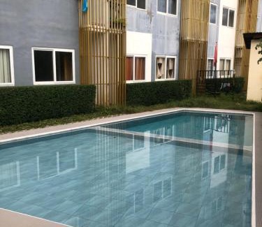 Basak Apartment | Doc Azenith Presidential Suite - Cebu Mactan Airport Condo - Pilot
