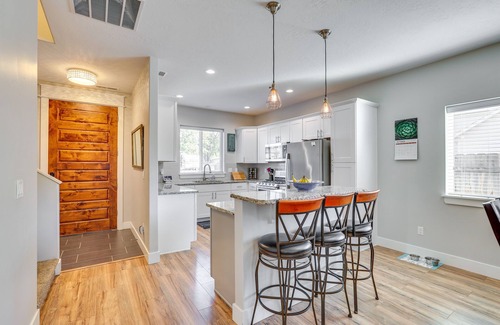 Veterans Park House | Dog-Friendly Boise Home w/Covered Patio & Grill!