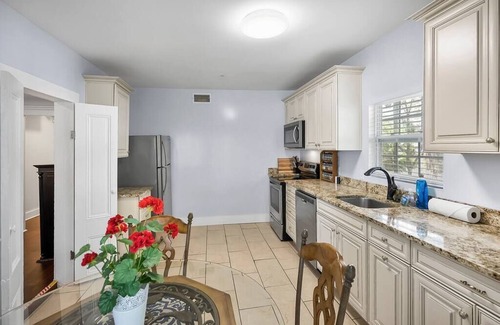 St. Augustine Apartment | Dog-friendly renovated downtown apt FREE BIKES