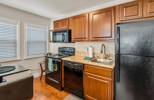 Cortez Hill Condo | Dog-friendly studio with a full kitchen & patio - close to downtown