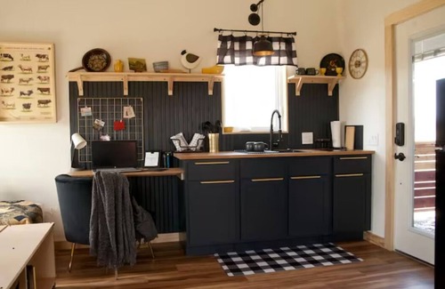 Sextonville Cabin | Dog friendly-The Mighty Pine Cabin with Sauna