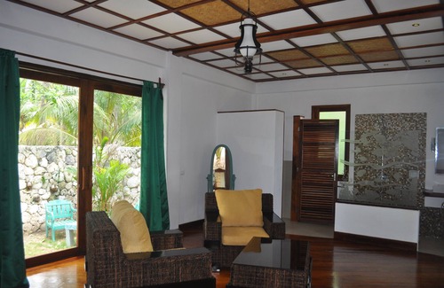El Nido Hotel | Dolarog Beach Resort