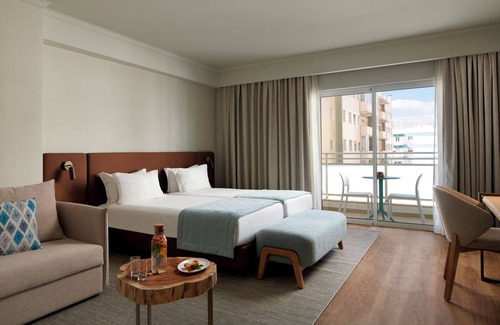 Cavacos Hotel | Dom Jose Beach Hotel