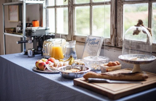 Mouthoumet House | Domaine Castelnaut : Gîte and Château