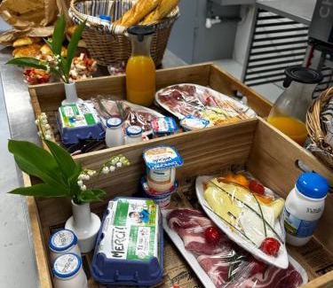 Vireux-Wallerand Villa | Domaine Chateau le Risdoux 20pers, unieke locatie