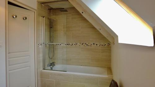 Mont-Saint-Michel-Normandie House | Domaine de la Besnerie Gites avec SPA Privatif à 10 min du Mont St Michel