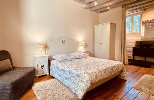 Thiveral-Grignon Apartment | Domaine de la Villa du Moulin de Champie - Plaine de Versailles