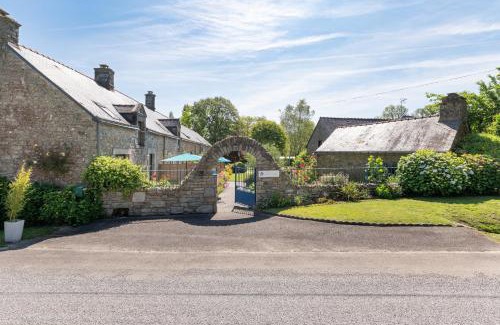 La Vraie-Croix House | Domaine de Lestroué - Belle-île