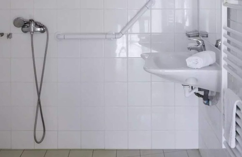 Montreal Apartment | Domaine de Saint Orens - 2 rooms 2/3 people PMR