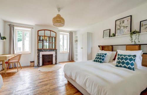 Raveau House | Domaine des Forges de la Vache