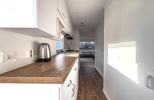 Uniescie House | Domek Holender z prywatnym ogródkiem - 200m od plaży w centrum