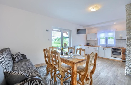 Olszanica Apartment | Domek w Bieszczadach u Ani Apartament 1
