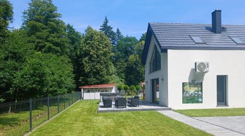 gmina Platerow Villa | Domek z Sauną i Jacuzzi Leśne SPA