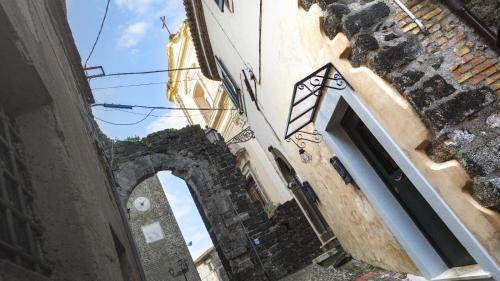 Pofi House | DOMUS ESSENTIA