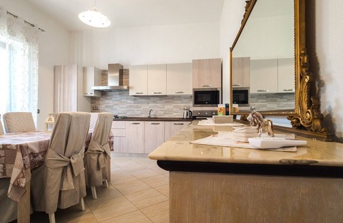 Olbia Ski Chalet | Domus Tilibbas - single villa, 3 bedroom suites