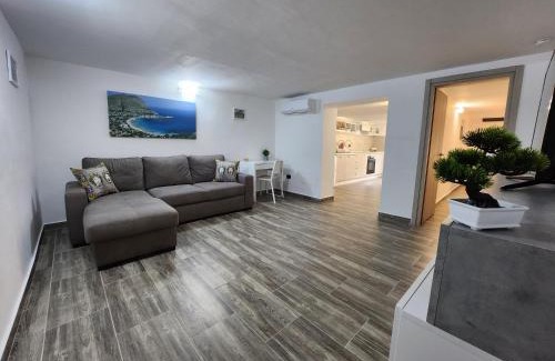 Palermo Apartment | Don Vito's Home, DsG2 Short Lets, 250 mt Metrò