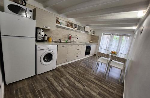 Palermo Apartment | Don Vito's Home, DsG2 Short Lets, 250 mt Metrò