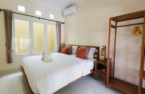 Jimbaran Bay Bed & Breakfast | Donguri House Bali