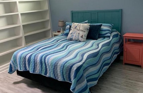 Long Beach House | Donovan's Out of the Blue