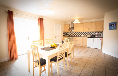 Doolin House | Doolin Village Bungalow 02 - a bungalow that sleeps 6 guests in 3 bedrooms