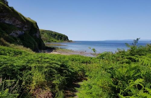 Alloway House | Doonbank Cottage Bothy